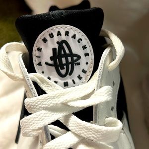 Air Huarache by Nike